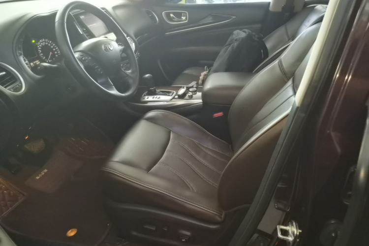 Used Infiniti QX60 2014 2.5 S/C Hybrid All-Wheel-Drive Versatile Edition Left Front Seat