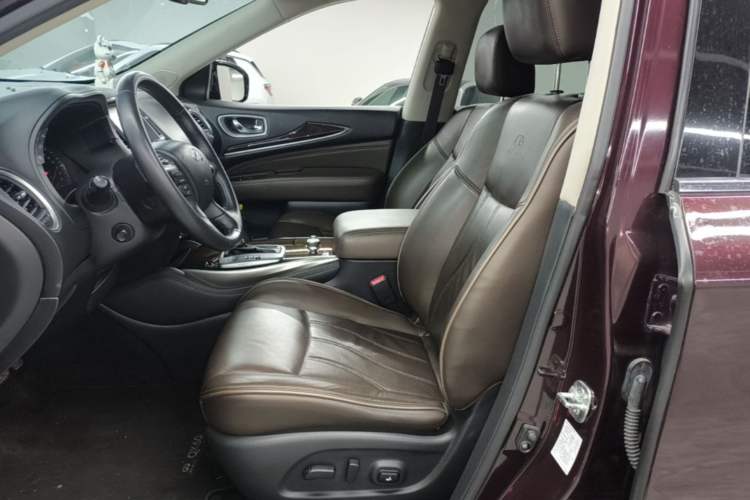 Used Infiniti QX60 2014 2.5 S/C Hybrid Two-Wheel Drive Excellence Edition Left Front Seat