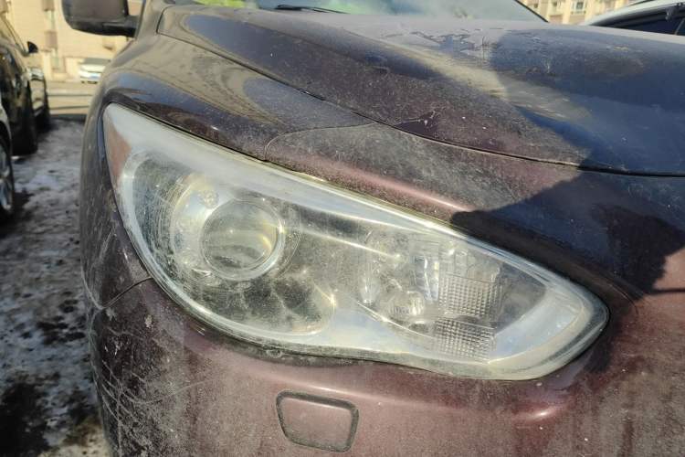 Used Infiniti QX60 2014 3.5L Four-Wheel Drive All-Terrain Version Right Front Headlight