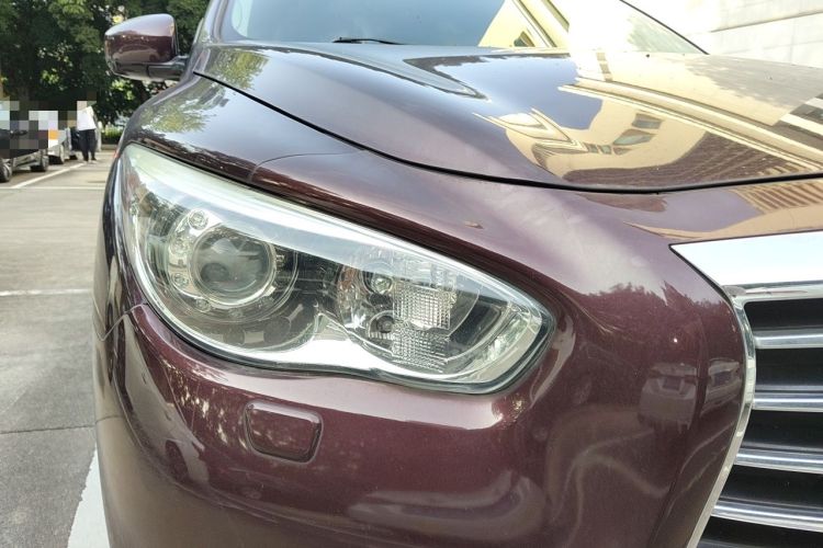 Used Infiniti QX60 2014 2.5 S/C Hybrid Two-Wheel Drive Excellence Edition Right Front Headlight