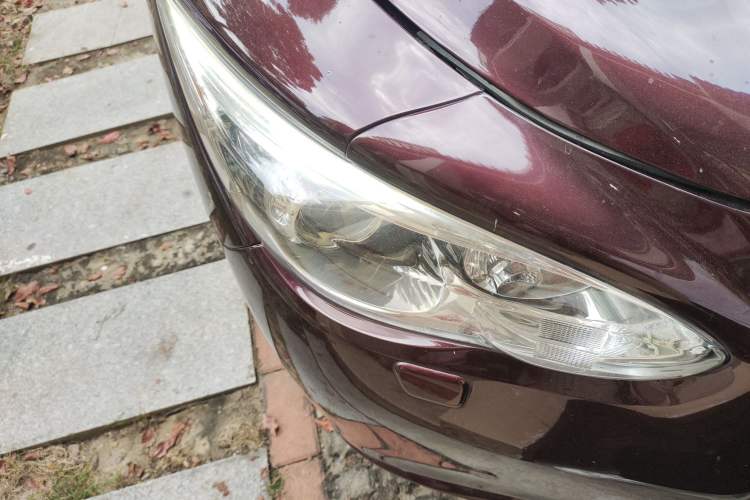Used Infiniti QX60 2014 2.5 S/C Hybrid All-Wheel-Drive Versatile Edition Right Front Headlight