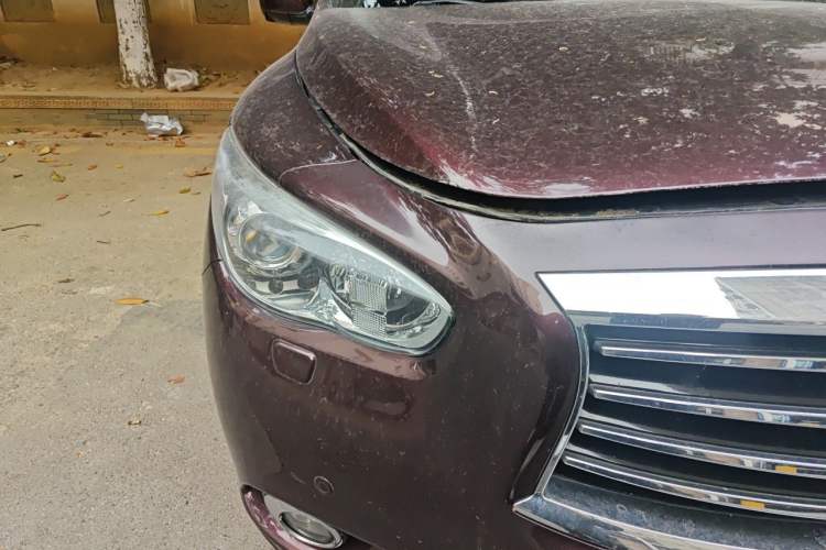Used Infiniti QX60 2014 3.5L Four-Wheel Drive All-Terrain Version Right Front Headlight