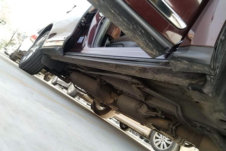 Used Infiniti QX60 2014 2.5 S/C Hybrid All-Wheel-Drive Versatile Edition Right Side Sill