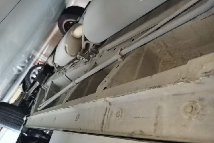 Used Infiniti QX60 2014 2.5 S/C Hybrid All-Wheel-Drive Versatile Edition Right Side Sill