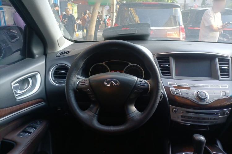 Used Infiniti QX60 2014 3.5L Four-Wheel Drive All-Terrain Version Steering Wheel