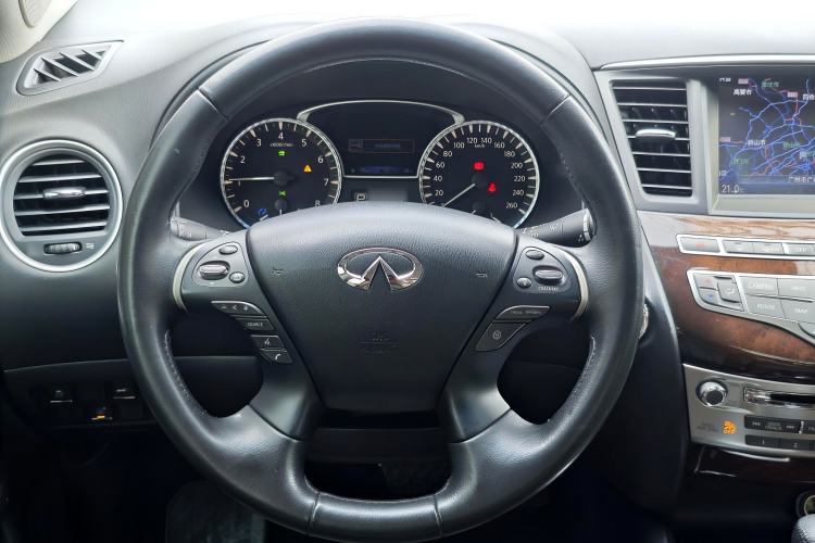 Used Infiniti QX60 2014 2.5 S/C Hybrid All-Wheel-Drive Versatile Edition Steering Wheel