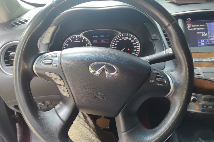 Used Infiniti QX60 2014 3.5L Two-Wheel Drive Excellence Edition Steering Wheel