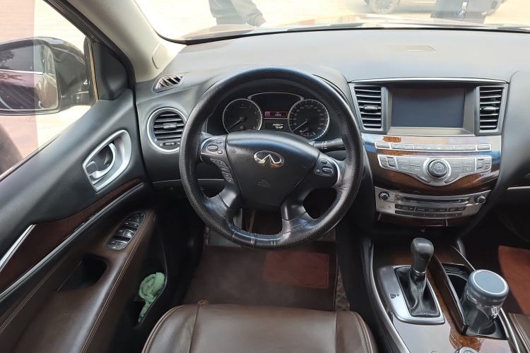 Used Infiniti QX60 2014 2.5 S/C Hybrid Two-Wheel Drive Excellence Edition Steering Wheel