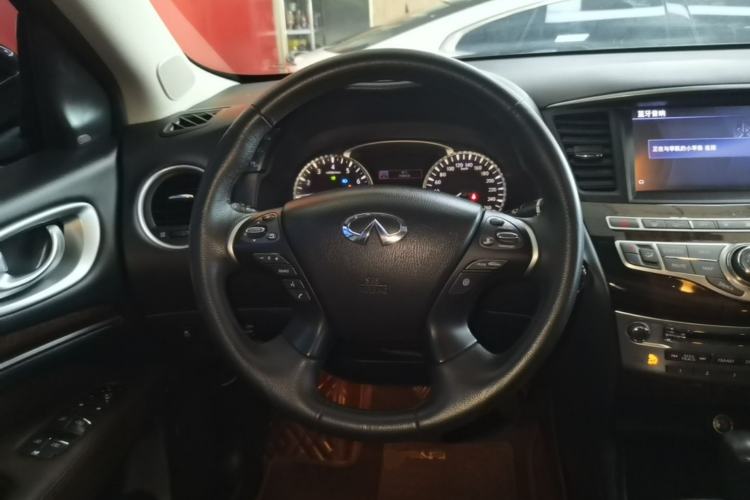 Used Infiniti QX60 2014 2.5 S/C Hybrid All-Wheel-Drive Versatile Edition Steering Wheel