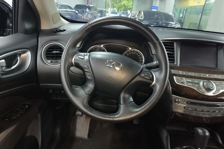 Used Infiniti QX60 2014 2.5 S/C Hybrid Two-Wheel Drive Excellence Edition Steering Wheel