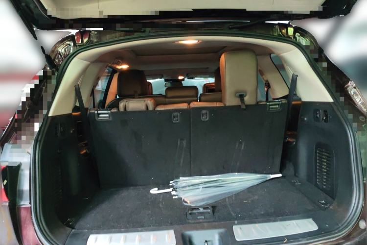 Used Infiniti QX60 2014 3.5L Four-Wheel Drive All-Terrain Version Trunk