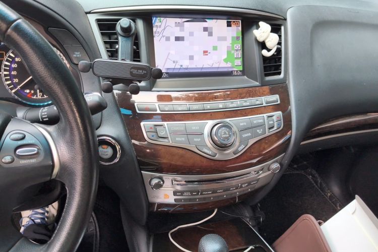 Used Infiniti QX60 2014 2.5 S/C Hybrid Two-Wheel Drive Excellence Edition Audio And AC Panel