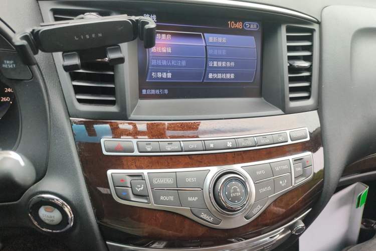 Used Infiniti QX60 2014 2.5 S/C Hybrid Two-Wheel Drive Excellence Edition Audio And AC Panel