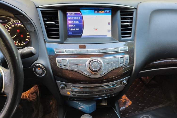 Used Infiniti QX60 2014 2.5 S/C Hybrid Two-Wheel Drive Excellence Edition Audio And AC Panel