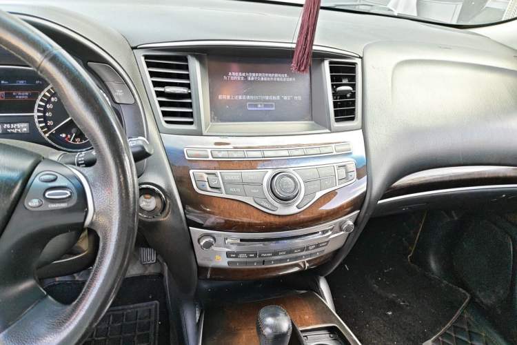 Used Infiniti QX60 2014 3.5L Two-Wheel Drive Excellence Edition Audio And AC Panel