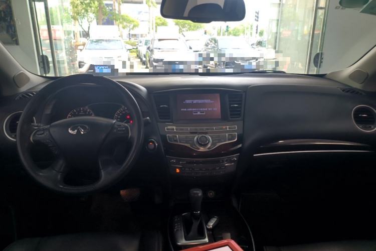 Used Infiniti QX60 2014 3.5L Two-Wheel Drive Excellence Edition Center Console