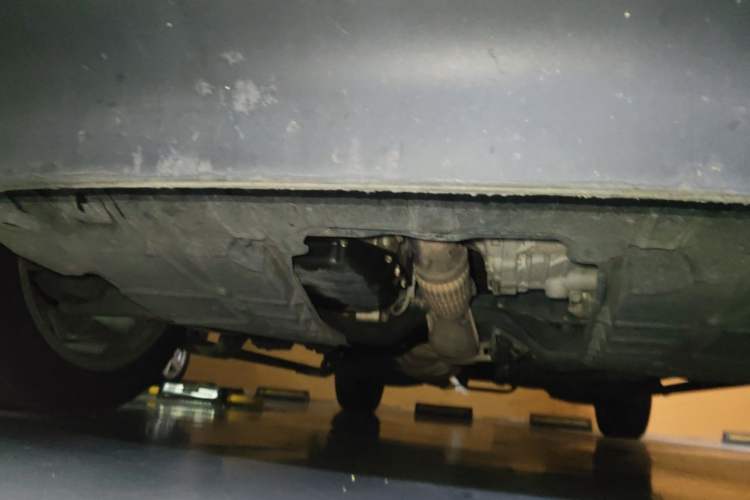 Used Infiniti QX60 2014 2.5 S/C Hybrid Two-Wheel Drive Excellence Edition Chassis Front