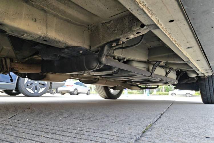 Used Infiniti QX60 2014 3.5L Two-Wheel Drive Excellence Edition Chassis Front Left