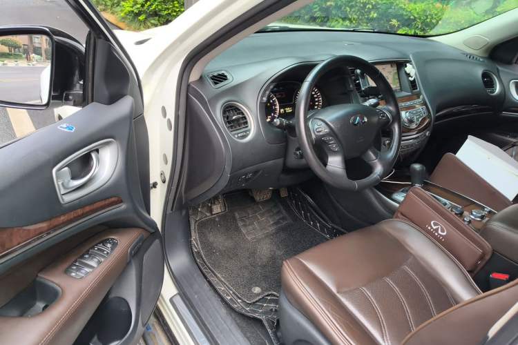 Used Infiniti QX60 2014 2.5 S/C Hybrid Two-Wheel Drive Excellence Edition Driver Seat