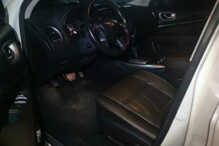 Used Infiniti QX60 2014 2.5 S/C Hybrid Two-Wheel Drive Excellence Edition Driver Seat