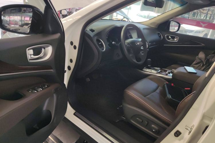 Used Infiniti QX60 2014 2.5 S/C Hybrid Two-Wheel Drive Excellence Edition Driver Seat
