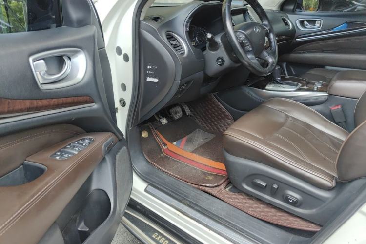 Used Infiniti QX60 2014 2.5 S/C Hybrid Two-Wheel Drive Excellence Edition Driver Seat