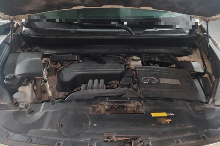 Used Infiniti QX60 2014 2.5 S/C Hybrid Two-Wheel Drive Excellence Edition Engine Bay