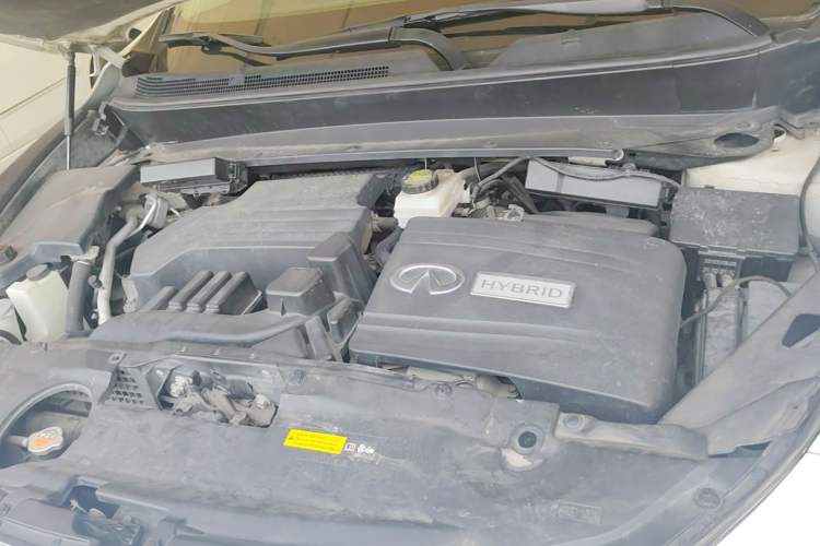 Used Infiniti QX60 2014 2.5 S/C Hybrid All-Wheel-Drive Versatile Edition Engine Bay