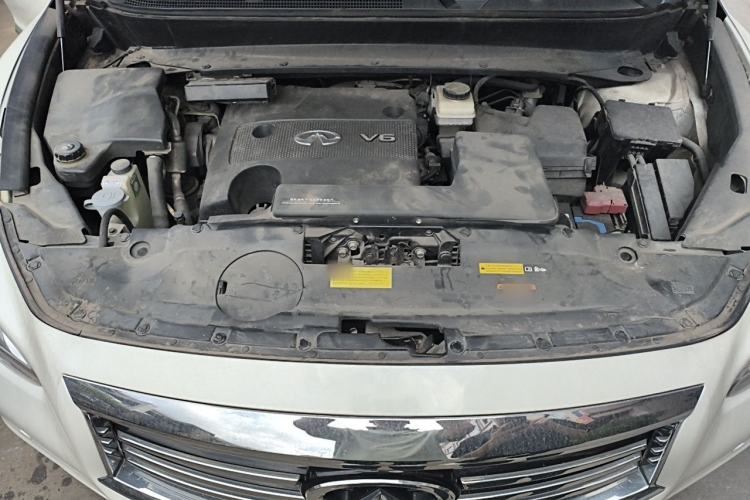 Used Infiniti QX60 2014 3.5L Four-Wheel Drive All-Terrain Version Engine Bay