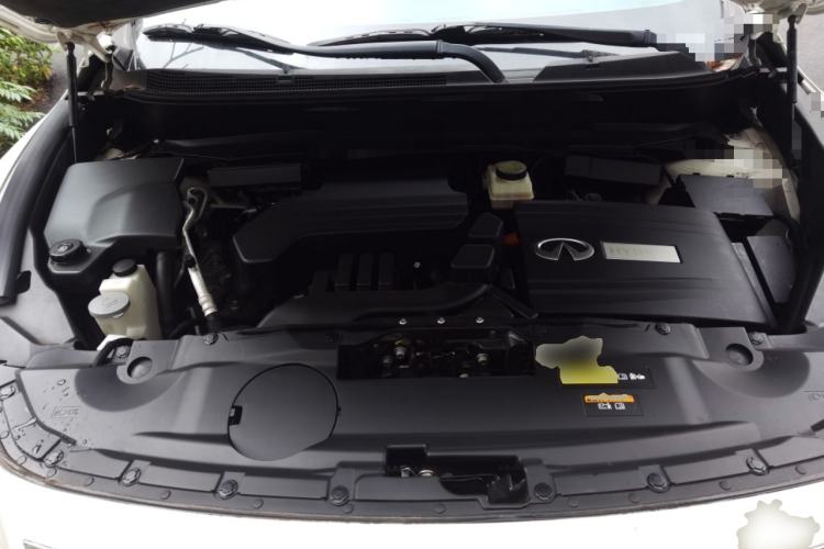 Used Infiniti QX60 2014 2.5 S/C Hybrid Two-Wheel Drive Excellence Edition Engine Bay
