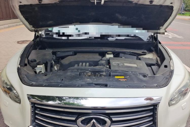 Used Infiniti QX60 2014 2.5 S/C Hybrid Two-Wheel Drive Excellence Edition Engine Bay