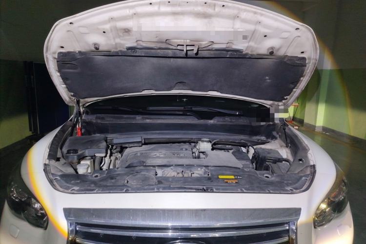 Used Infiniti QX60 2014 3.5L Four-Wheel Drive All-Terrain Version Engine Bay