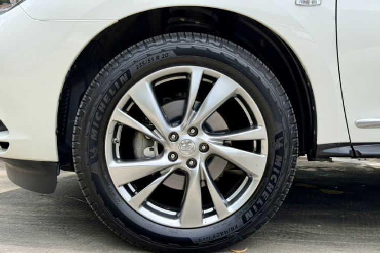 Used Infiniti QX60 2014 2.5 S/C Hybrid Two-Wheel Drive Excellence Edition Exterior 8