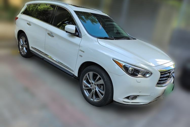 Used Infiniti QX60 2014 2.5 S/C Hybrid Two-Wheel Drive Excellence Edition Front Right 45 Deg