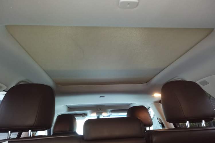 Used Infiniti QX60 2014 2.5 S/C Hybrid Two-Wheel Drive Excellence Edition Headliner