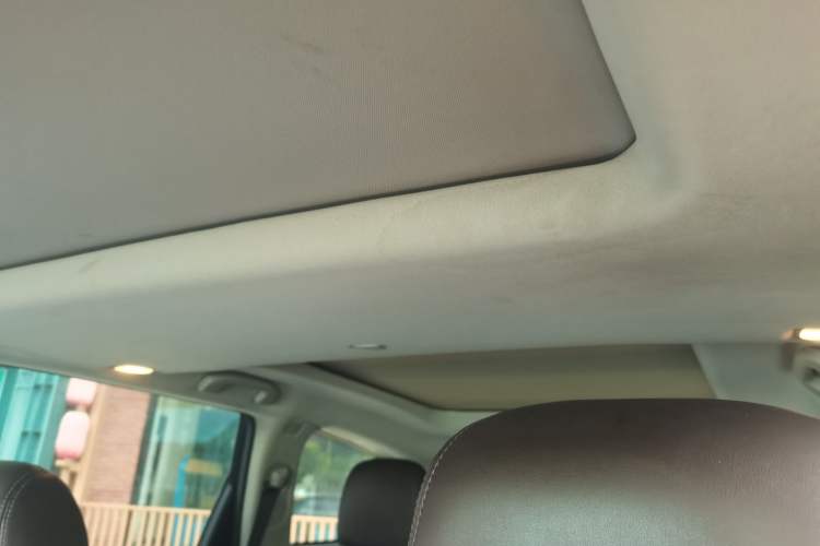 Used Infiniti QX60 2014 2.5 S/C Hybrid Two-Wheel Drive Excellence Edition Headliner