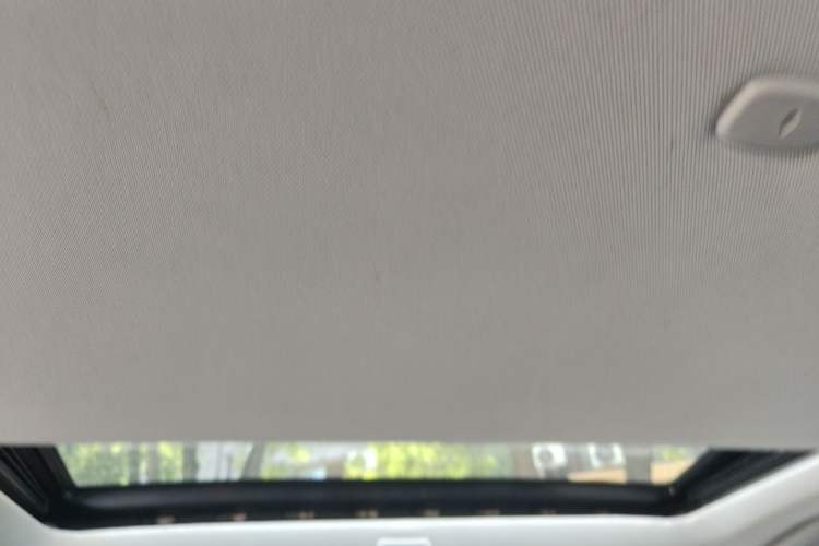 Used Infiniti QX60 2014 2.5 S/C Hybrid Two-Wheel Drive Excellence Edition Headliner