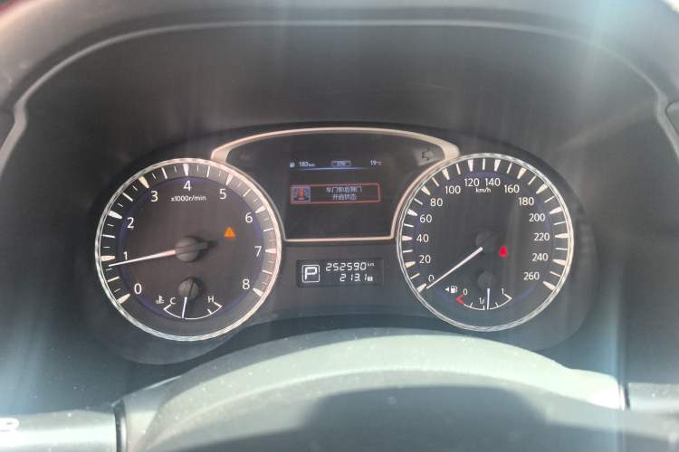 Used Infiniti QX60 2014 3.5L Two-Wheel Drive Excellence Edition Instrument Cluster