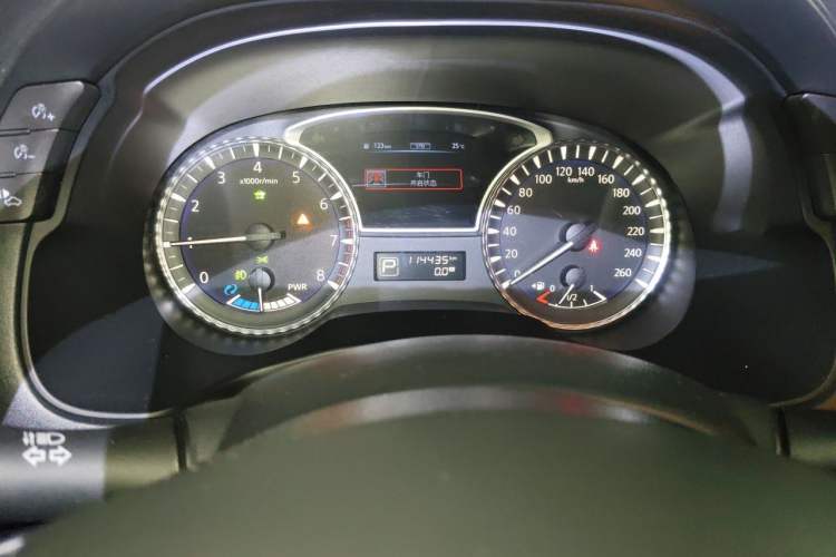Used Infiniti QX60 2014 2.5 S/C Hybrid Two-Wheel Drive Excellence Edition Instrument Cluster