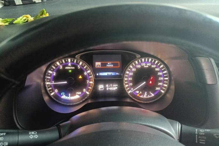 Used Infiniti QX60 2014 2.5 S/C Hybrid All-Wheel-Drive Versatile Edition Instrument Cluster