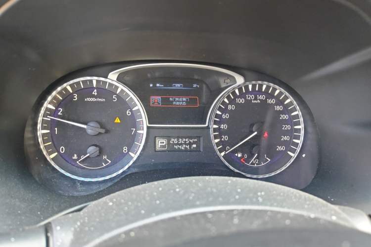 Used Infiniti QX60 2014 3.5L Two-Wheel Drive Excellence Edition Instrument Cluster