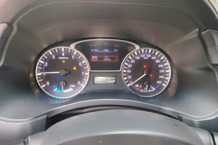 Used Infiniti QX60 2014 2.5 S/C Hybrid Two-Wheel Drive Excellence Edition Instrument Cluster