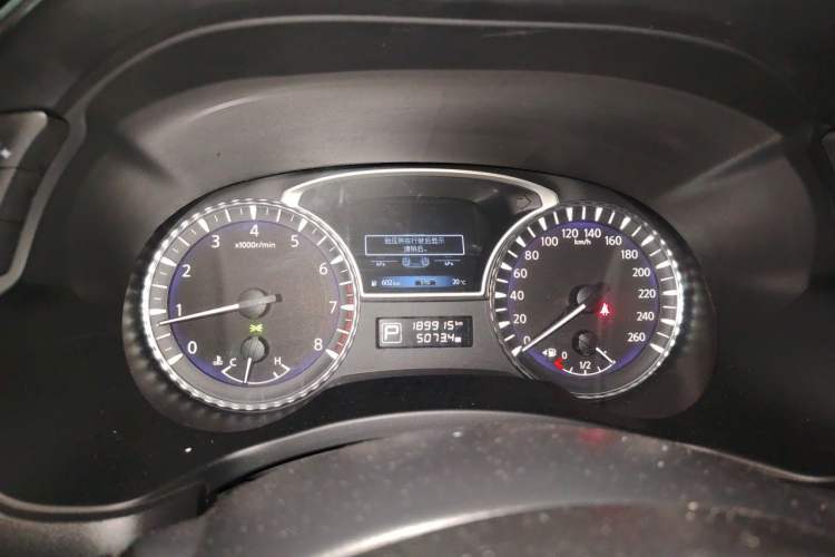 Used Infiniti QX60 2014 3.5L Four-Wheel Drive All-Terrain Version Instrument Cluster