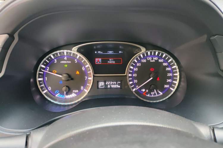 Used Infiniti QX60 2014 2.5 S/C Hybrid Two-Wheel Drive Excellence Edition Instrument Cluster