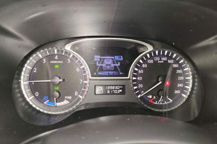 Used Infiniti QX60 2014 2.5 S/C Hybrid All-Wheel-Drive Versatile Edition Instrument Cluster