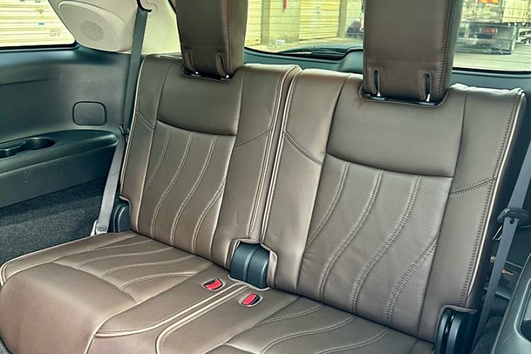 Used Infiniti QX60 2014 3.5L Four-Wheel Drive All-Terrain Version Interior 9