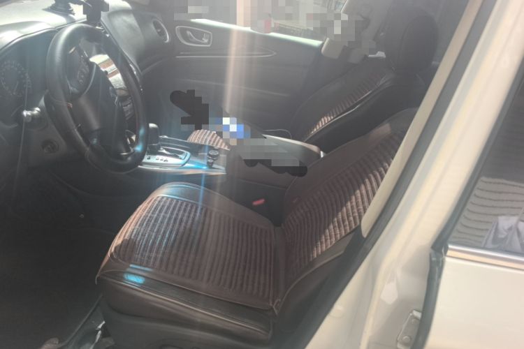 Used Infiniti QX60 2014 3.5L Two-Wheel Drive Excellence Edition Left Front Seat