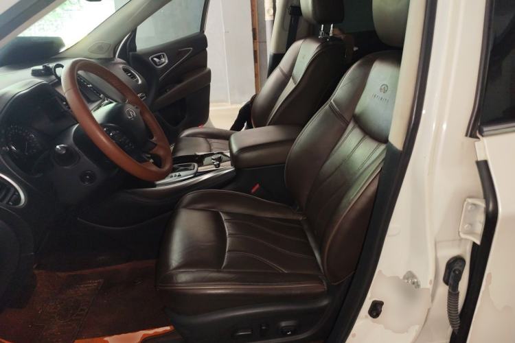 Used Infiniti QX60 2014 2.5 S/C Hybrid Two-Wheel Drive Excellence Edition Left Front Seat