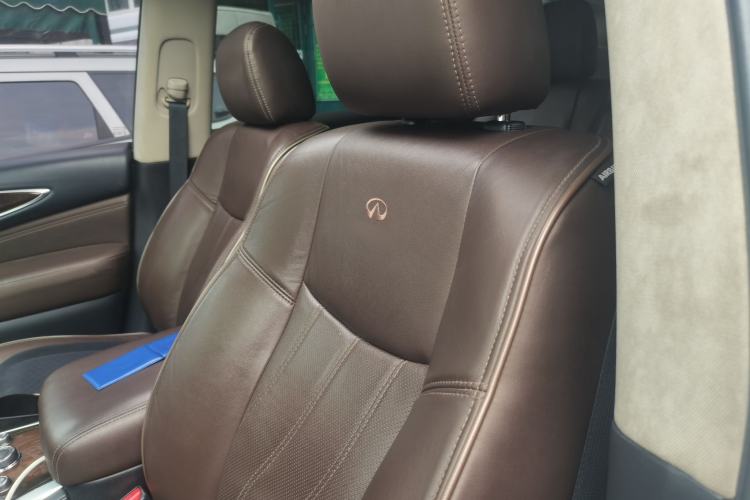 Used Infiniti QX60 2014 2.5 S/C Hybrid Two-Wheel Drive Excellence Edition Left Front Seat