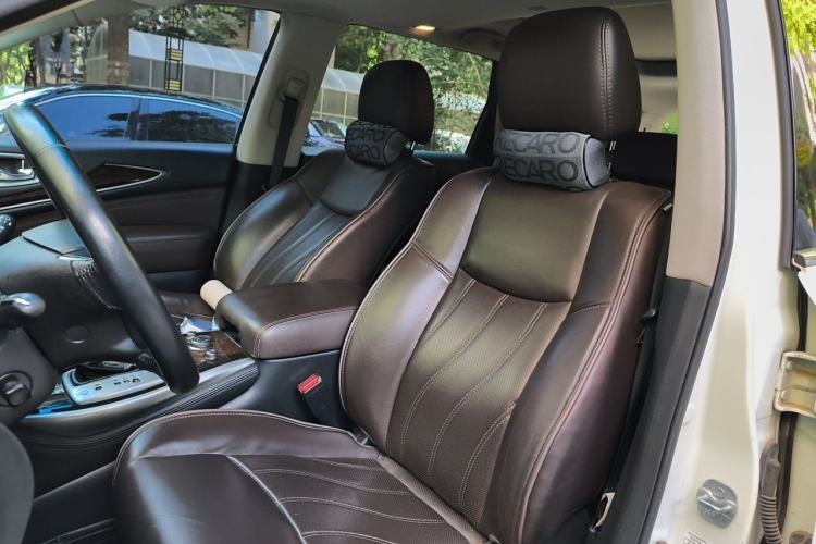 Used Infiniti QX60 2014 2.5 S/C Hybrid Two-Wheel Drive Excellence Edition Left Front Seat